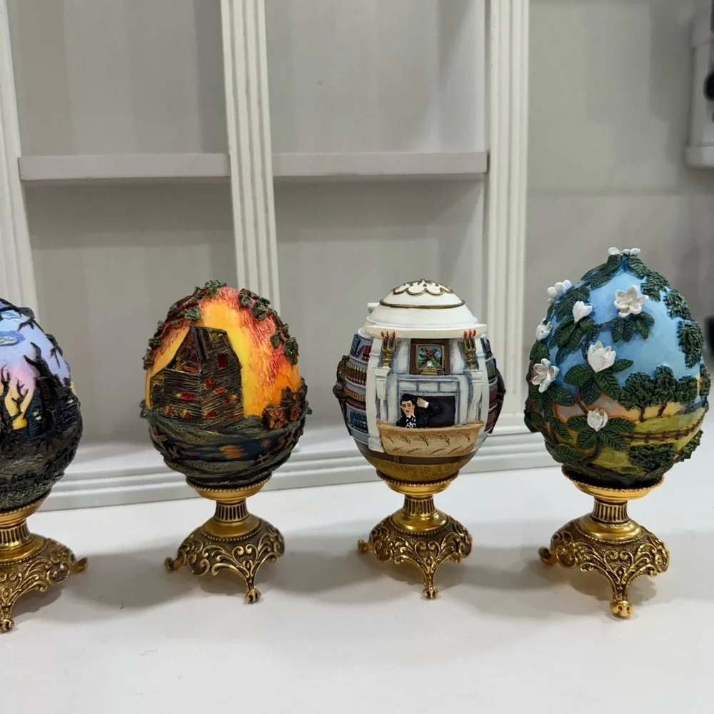FRANKLIN MINT GONE WITH THE WIND EGG COLLECTION with display